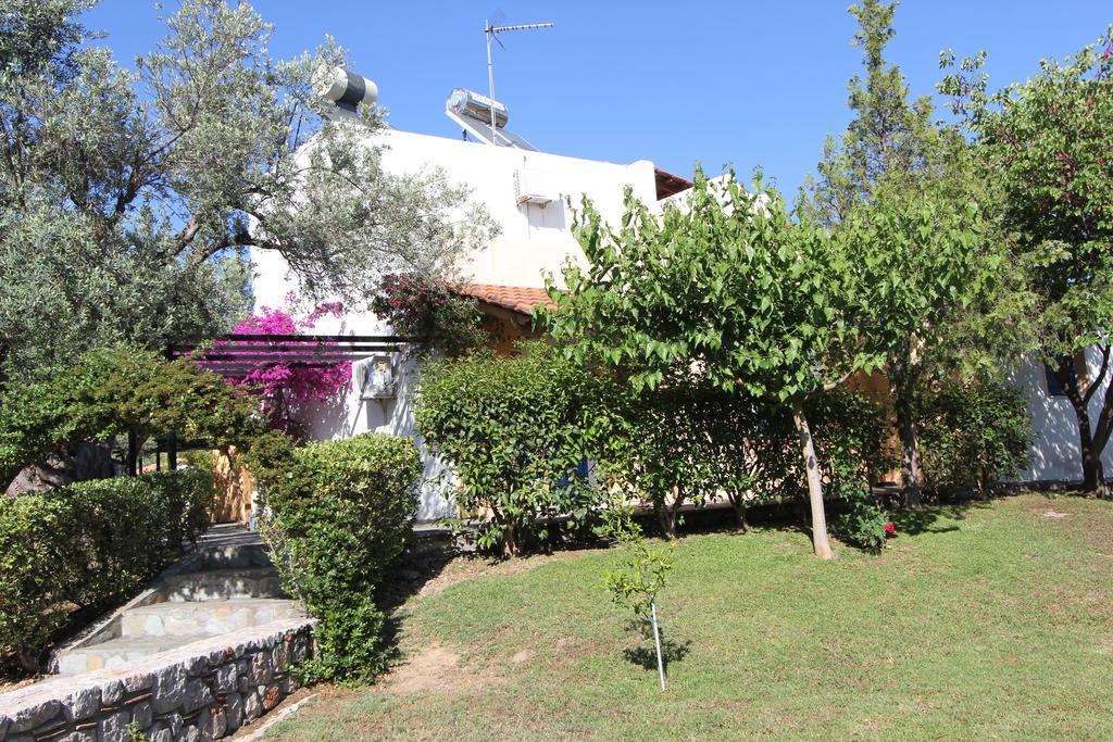 Katerina'S Bungalows Rovies Exteriér fotografie