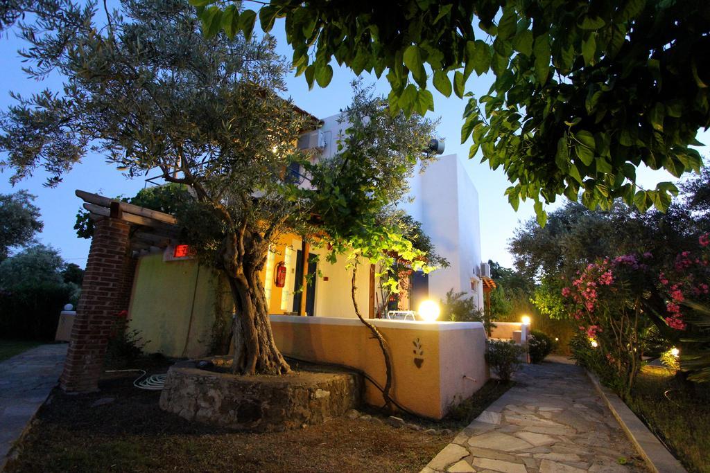 Katerina'S Bungalows Rovies Exteriér fotografie